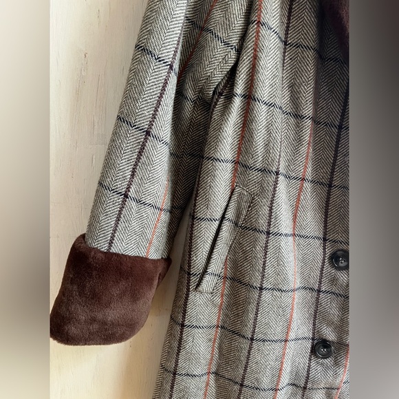 ANTHROPOLOGIE- FRENCHMAUVE Eva Faux Fur Trimmed Coat - Picture 3 of 13